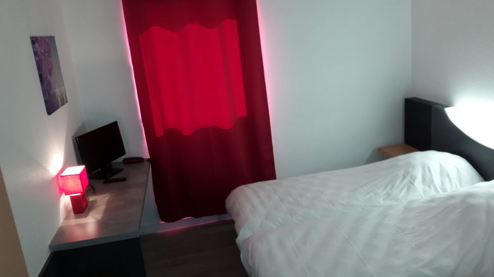 L'Hotel Du Marais Romilly Centre Екстериор снимка